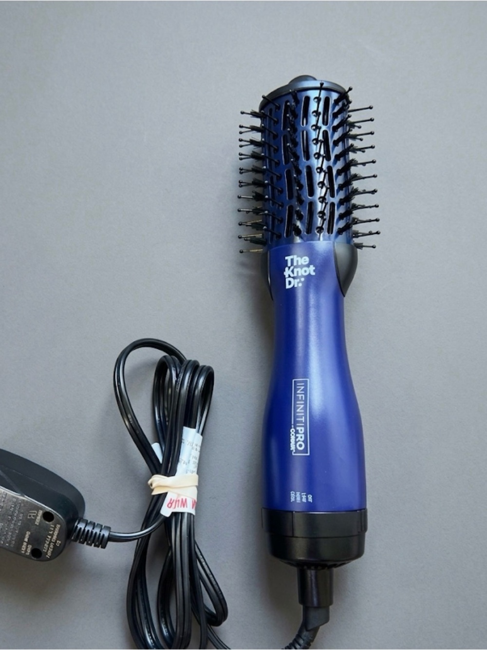 The Knot Dr. Infiniti Pro Hot Air Styling Brush - Blue